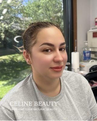 Combo brows: microblading and ombre