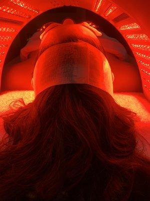 Red light therapy 
Tighten 
Hydrate
Heal 
Brighten

Come see our Aesthetician, Meredith 
to get glowing skin! 
@Spathene