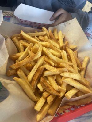 Fries super crispy.