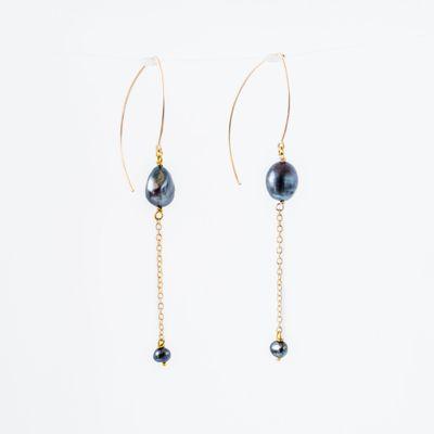 Gold and pearl earrings