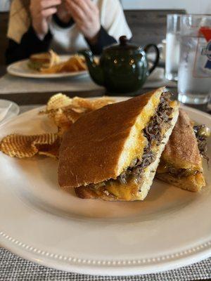 Lyndhurst short rib panini