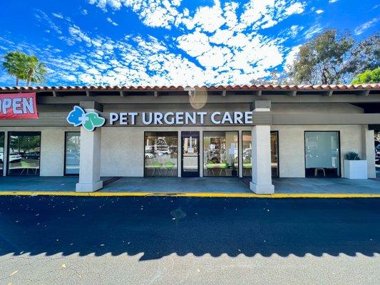 Pet Urgent Care happily opened 04/20/2022.