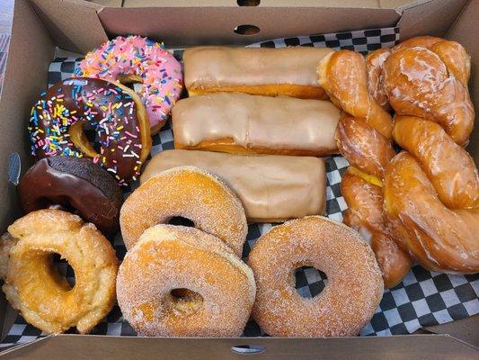 Carl's Donuts