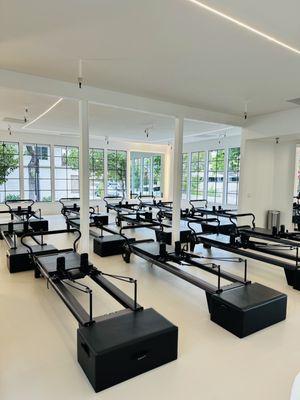 Pilates Reformer Studio