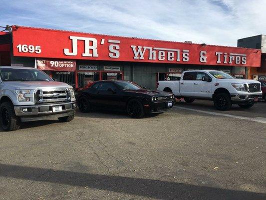 Jr's Wheels & Tires