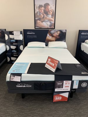 Tempurpedic bed