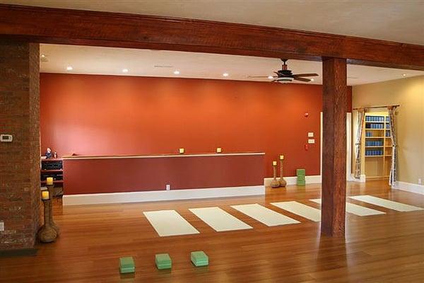 yoga studio (taken from Yoga Loft website)