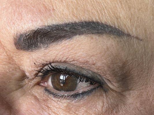 Amazing eyebrow work done by Quyen Le.