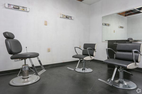 ATTENTION HAIR STYLISTS OR MASSEUSE PRIVATE SUITE FOR RENT!!! 130 sq.ft. Furnished w/ styling station 2 styling chairs & 1 barber chair