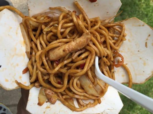 Spicy Extra Stor Lo mein chicken - delicious