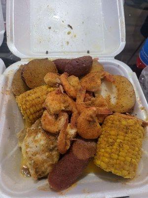 B1 - 1 Snow Crab Cluster, 10 Large Shrimp, 2 sausage,  corn and potatoes