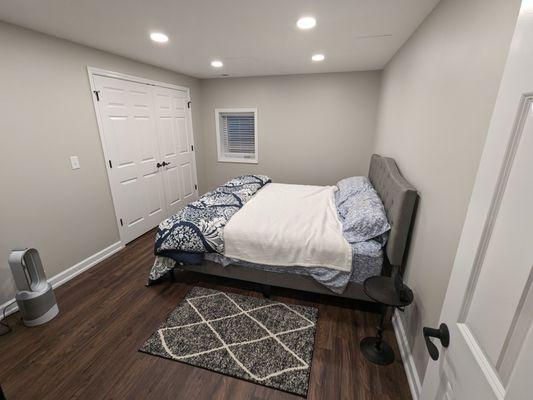 Basement bedroom with closet (large enough to accommodate a king bed)