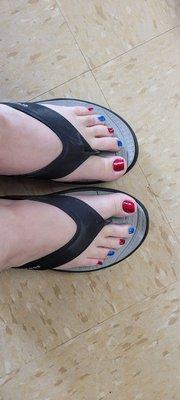 4th of July toes!!