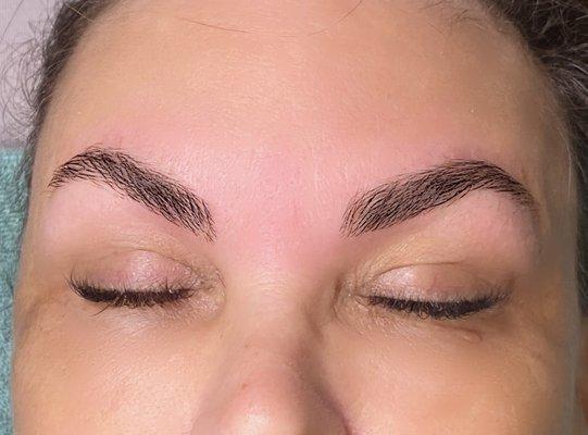 Brow shaping, brow wax