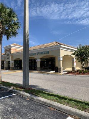 Outside view- signage says Suncoast Eyehealth