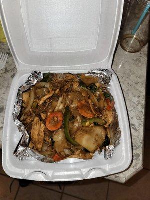 Pad kee mow - chicken