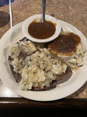 Liver and extra onions with mashed potato