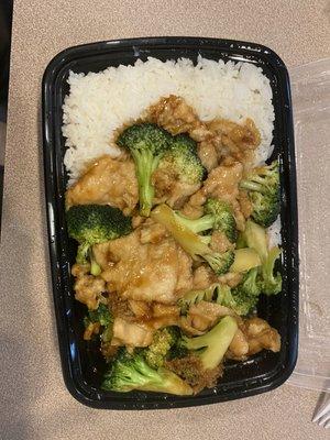 Broccoli Chicken Combo