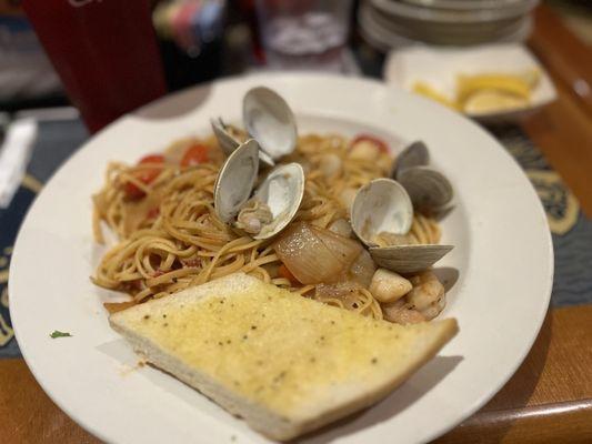 Seafood pasta