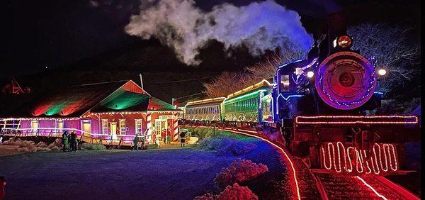 V&T Train O' Lights at Gold Hill