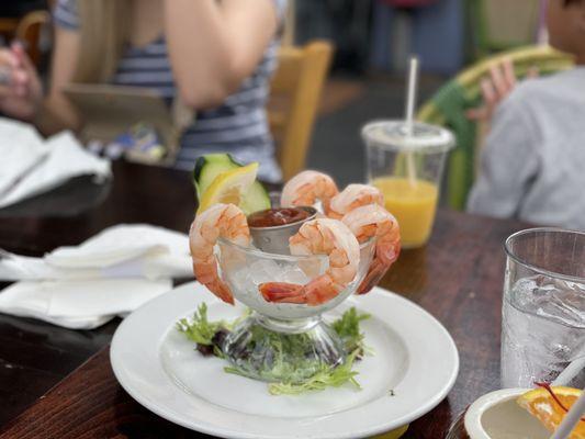 Jumbo prawn cocktail