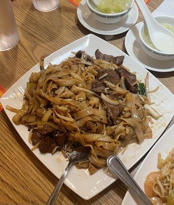 beef chow fun