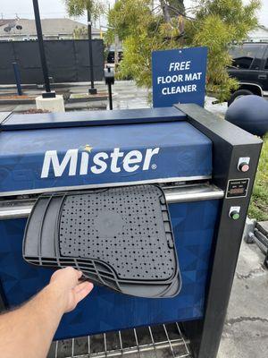 Free mat Cleaner