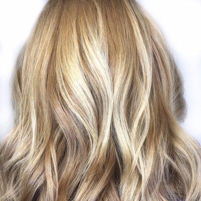 Balayage on a Natural Stawberry Blonde | first session