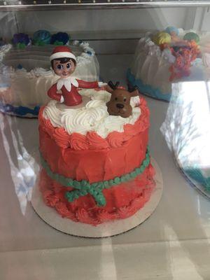 Elf on the shelf cake!