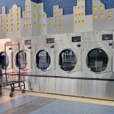 * World Largest Coin Laundry
* 108 Washers & 120 Dryers
* No wait for Wash/Dry