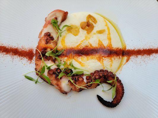 Grilled Octopus: Potato espuma, chorizo oil, fried garlic