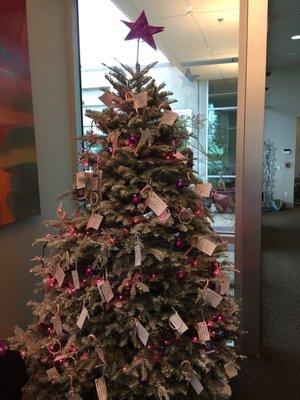 Relay for LIFE CHRISTmas tree