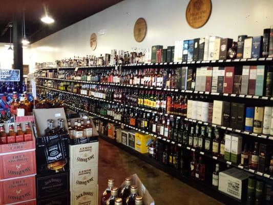 Harpeth Discount Liquors, Wine And Spirits