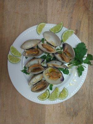 Clams 1/2 dozen