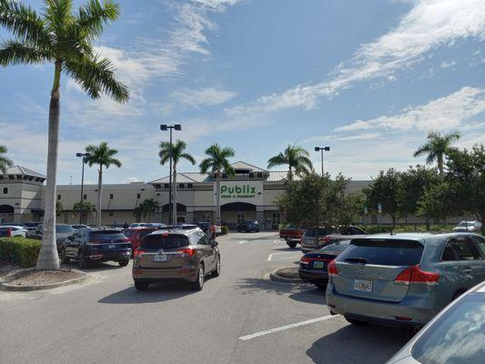 Publix Super Market at Shops at Village Walk