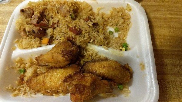 Fried chicken wings with pork fried rice