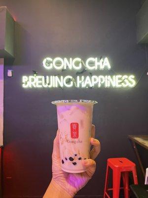 green milk tea with pearls