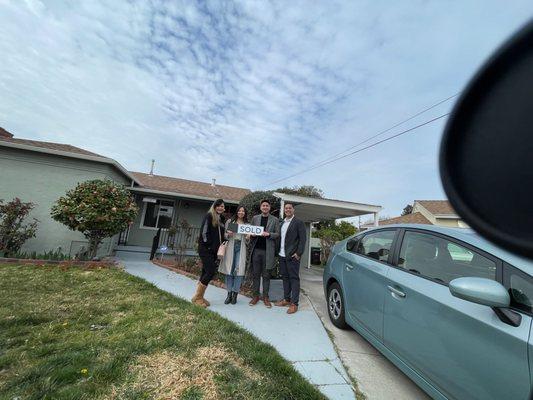 Helped this young couple buy their first home in San Leandro!