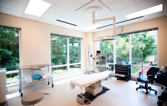 Surgical procedures at Amelia Aesthetics are performed in our state-of-the-art operating suite located in our practice.