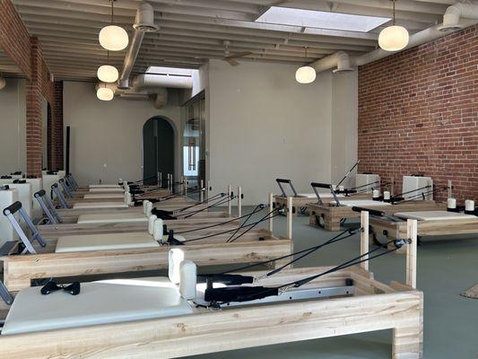 Curanim - Pilates + Functional Nutrition