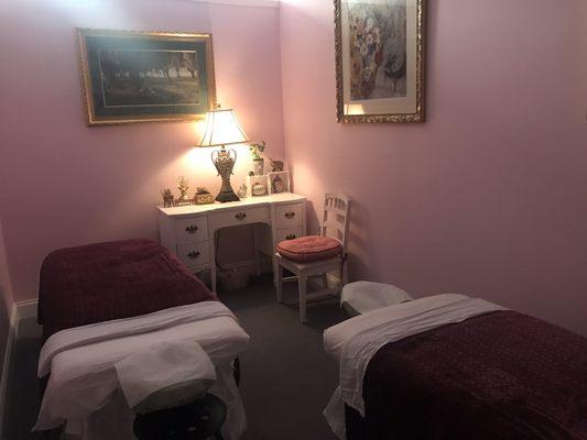 Couples massage room