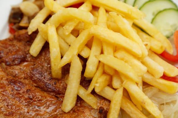 "Bife a Casa" Peppercorn NY Steak with Fries