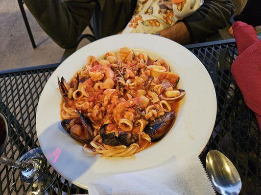 Linguini Pescatore