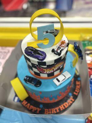 Hot wheels birthday cake