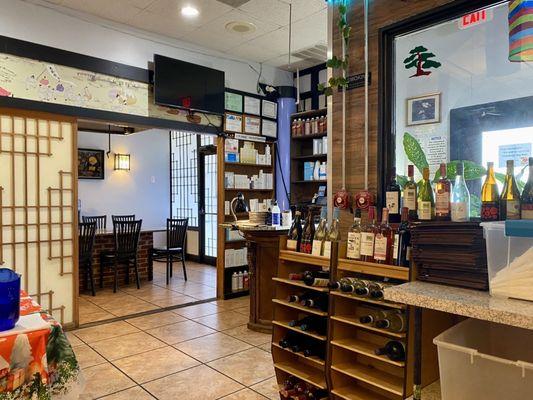 A view of the restaurant towards the front door.