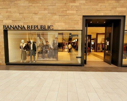 Banana Republic