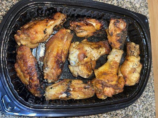 Rubbed chicken wings