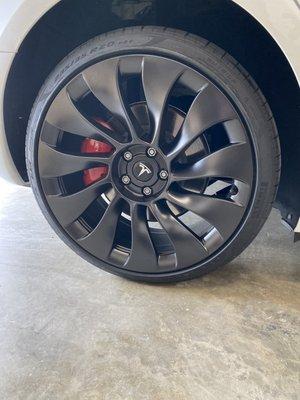 Tesla Model 3 rim