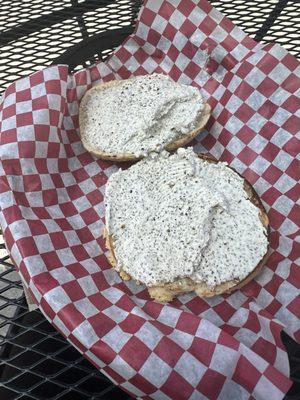 Asiago bagel w garlic herb cream cheese