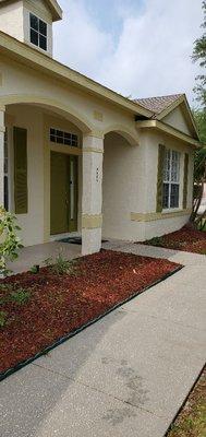 Freshly cleaned entranceway for your guests.